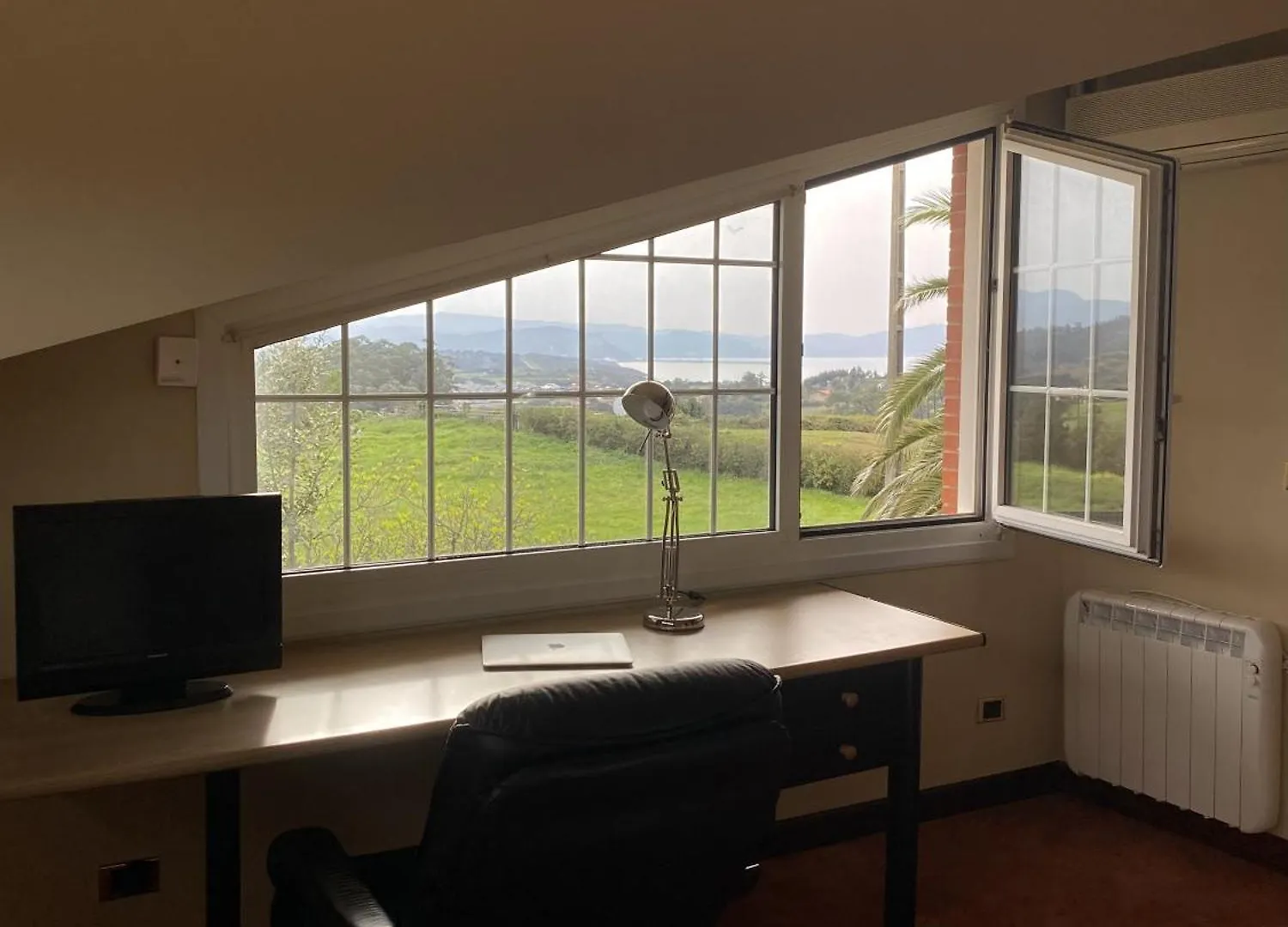 Affittacamere El Tejado De Santa Ana Barrika Casa di campagna