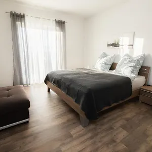 Bergäcker Apartment Neualbenreuth